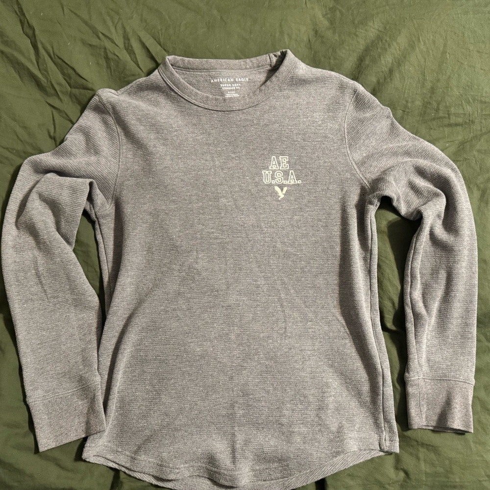 Men’s AE Long Sleeved Shirt